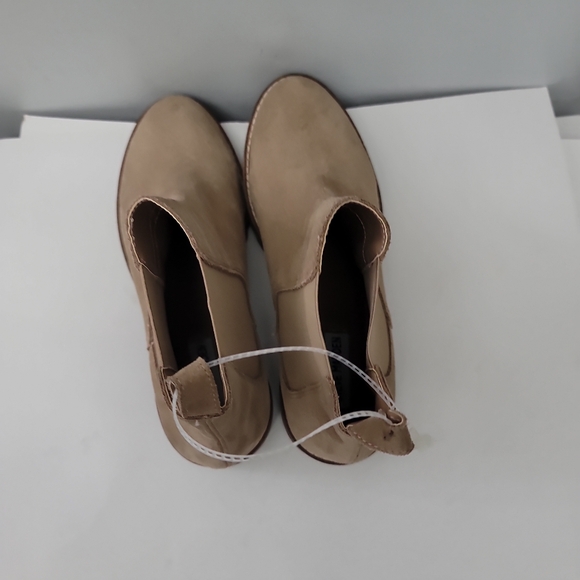 Steve Madden Leopold Bootie - Picture 3 of 7